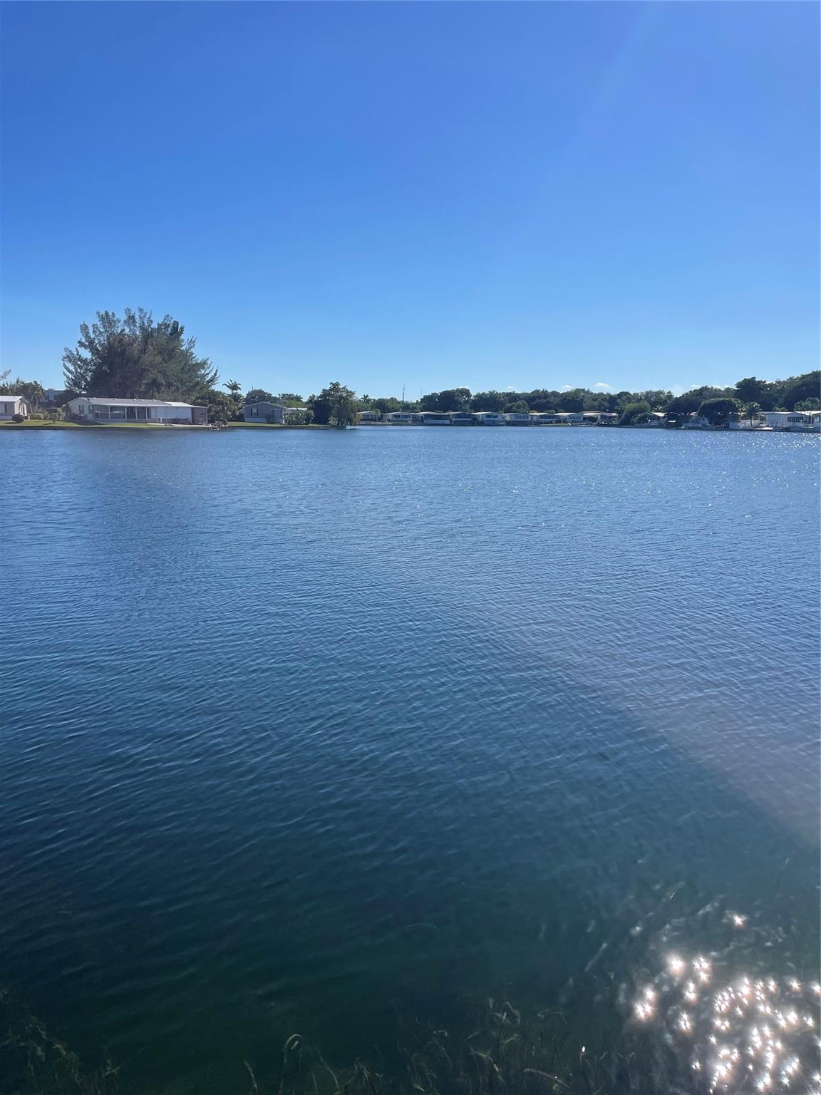 Ravenswood Estates & Mari - Residential