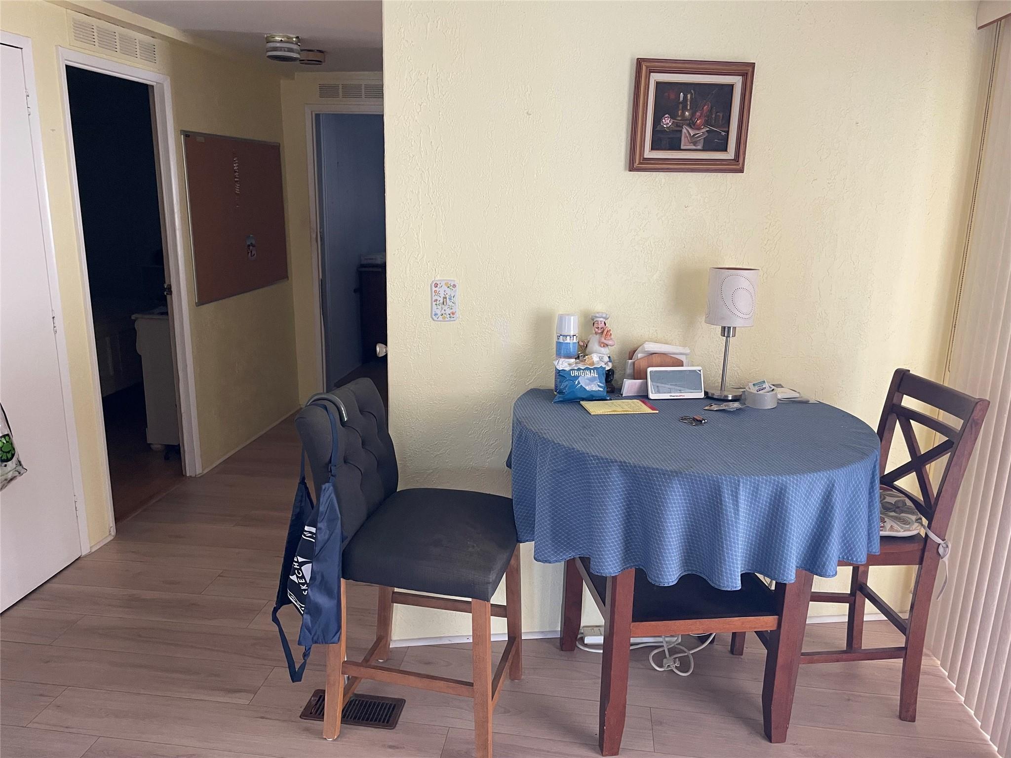 Ravenswood Estates & Mari - Residential