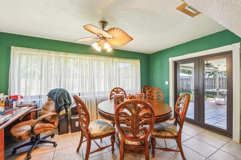 A home in Wilton Manors