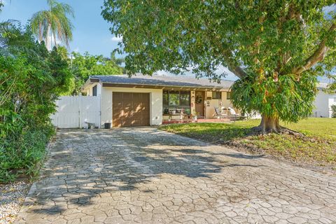 A home in Wilton Manors