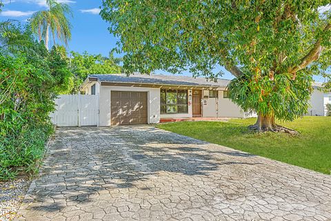 A home in Wilton Manors