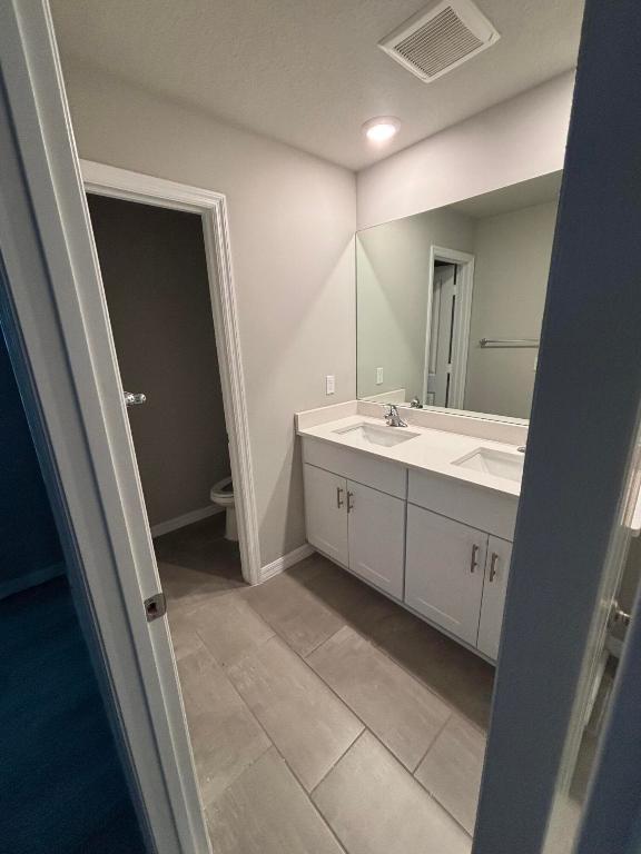 FONTANA TOWNHOMES - Residential Lease