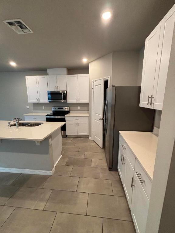 FONTANA TOWNHOMES - Residential Lease