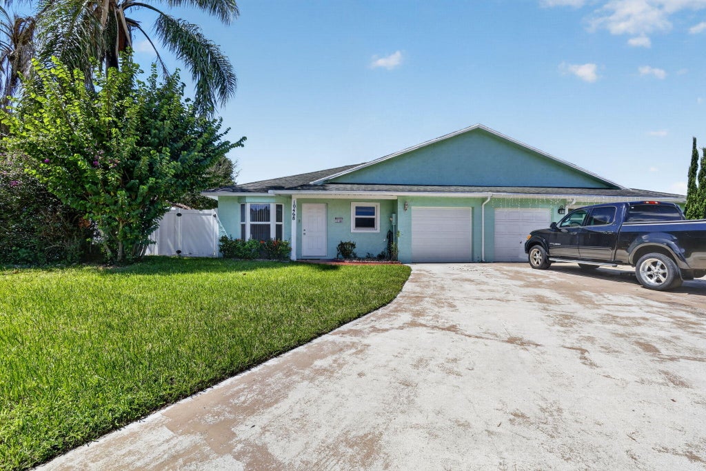 Photo of 10468 Boynton Pl Circle, Boynton Beach, FL 33437 (MLS # B26082471)