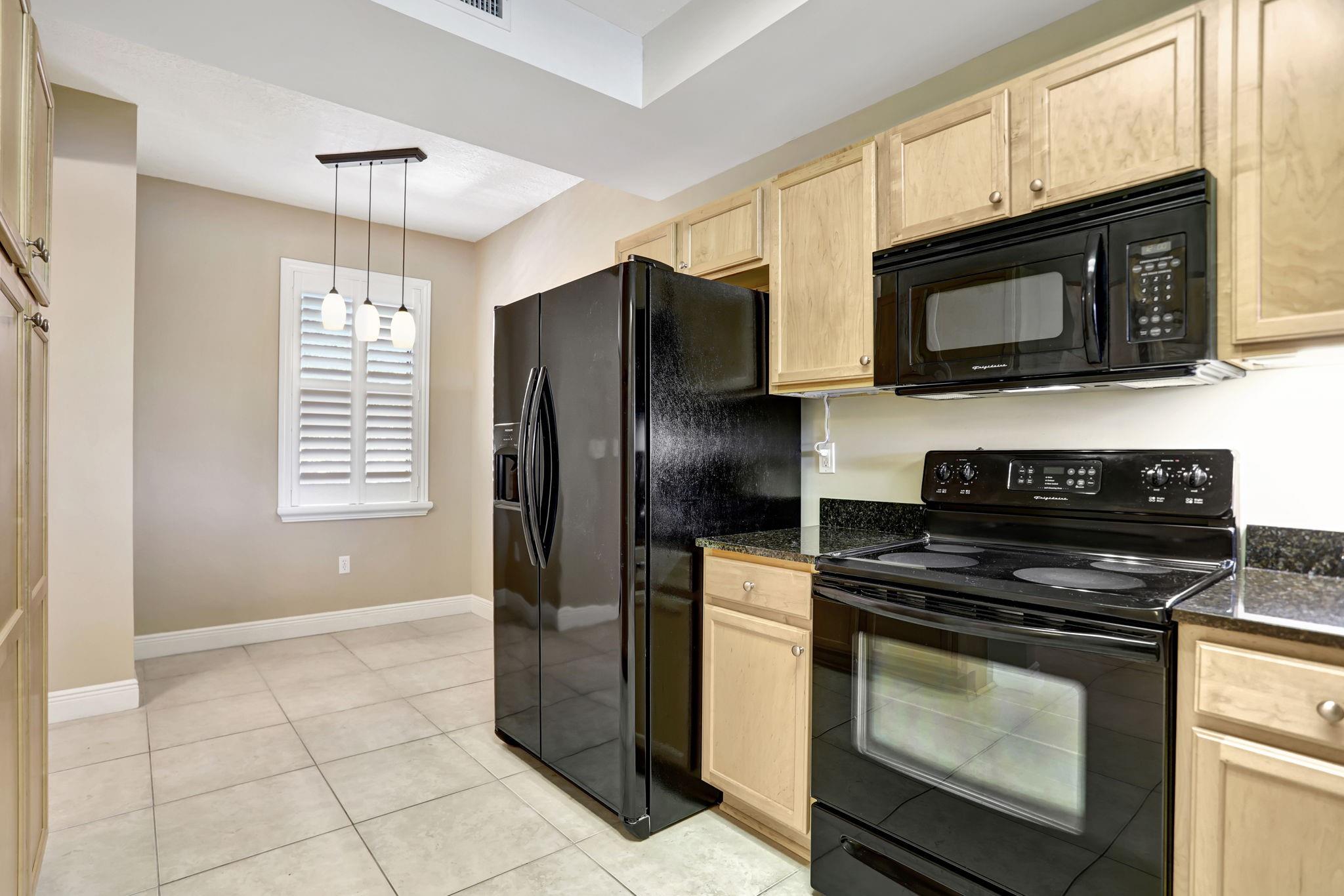 6722 Coral Lake Dr 6722