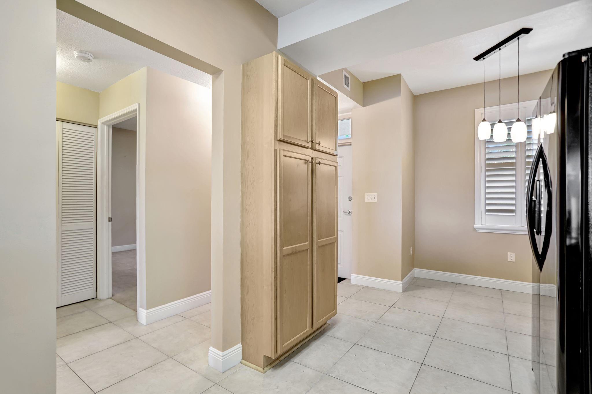 6722 Coral Lake Dr 6722