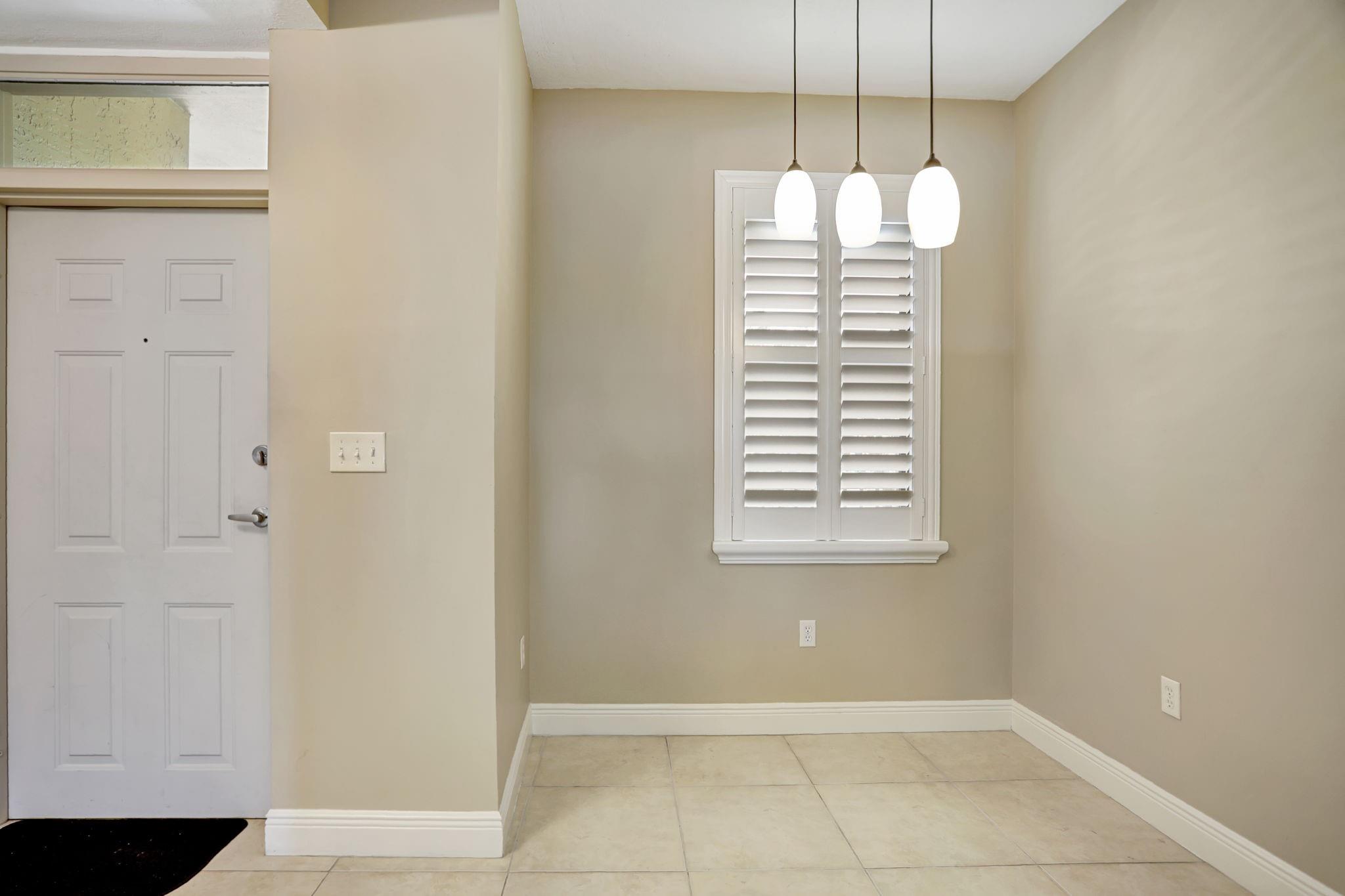CORAL GATE - Residential