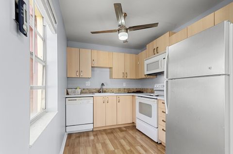 605 Flanders M Delray Beach FL 33484