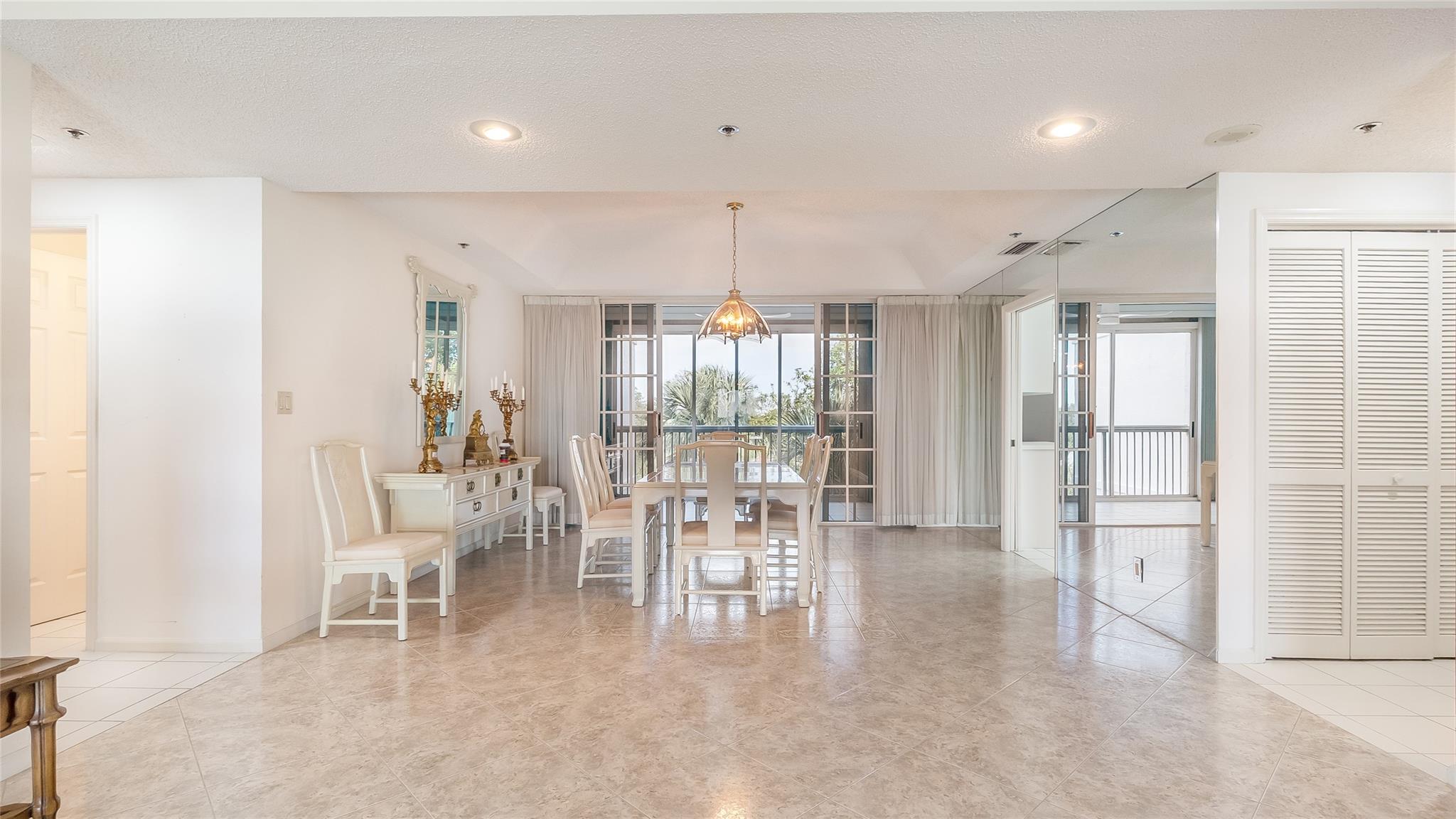 Vizcaya at Palm Aire - Residential