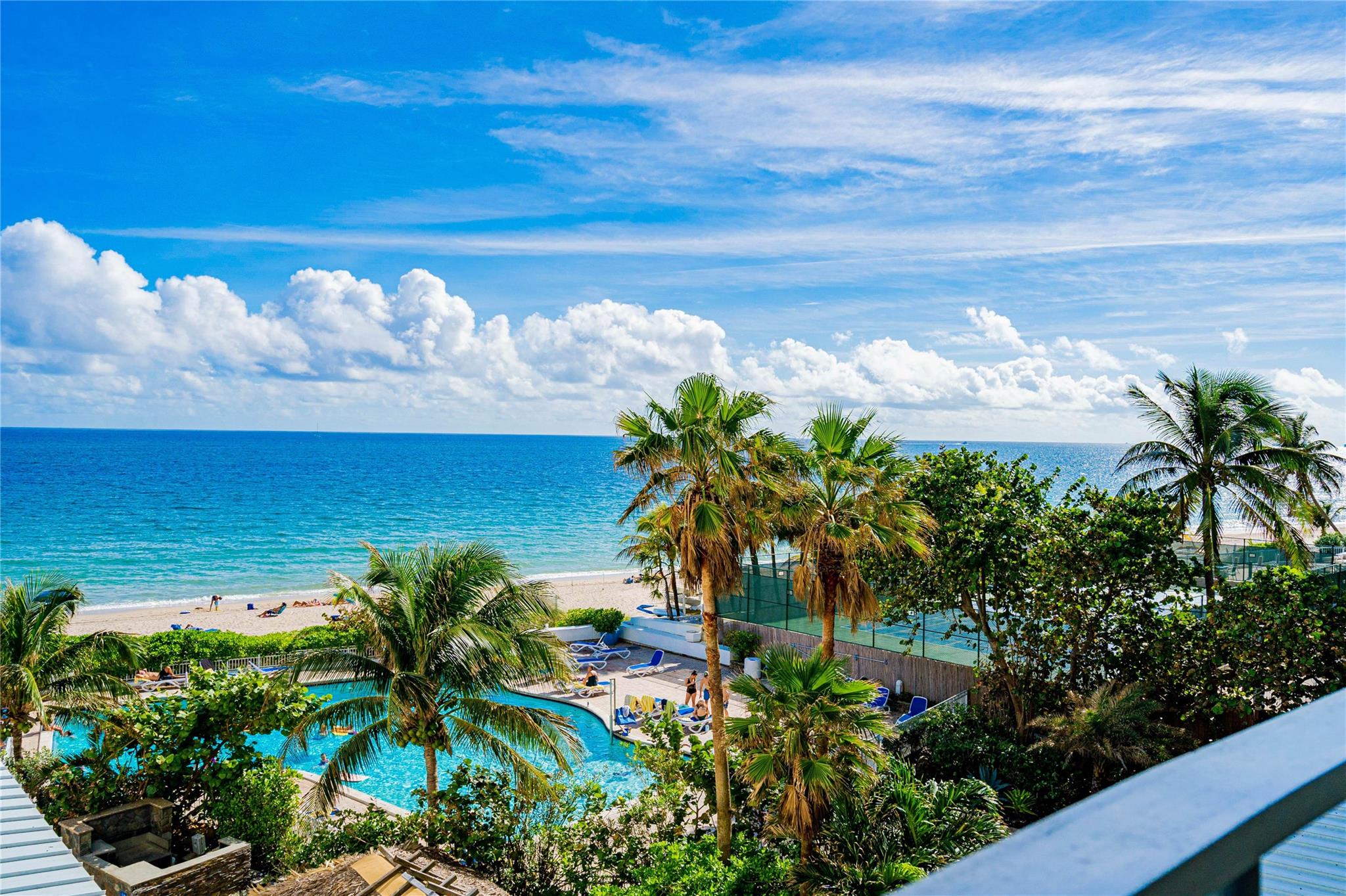 4040 Galt Ocean Dr 307