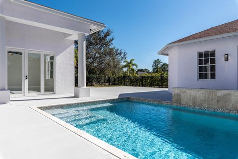 A home in Loxahatchee