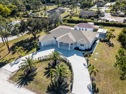 A home in Loxahatchee