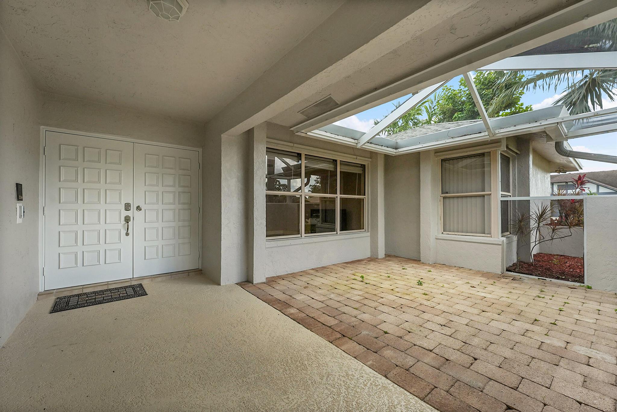 SUGAR POND MANOR OF WELLI - Residential Lease