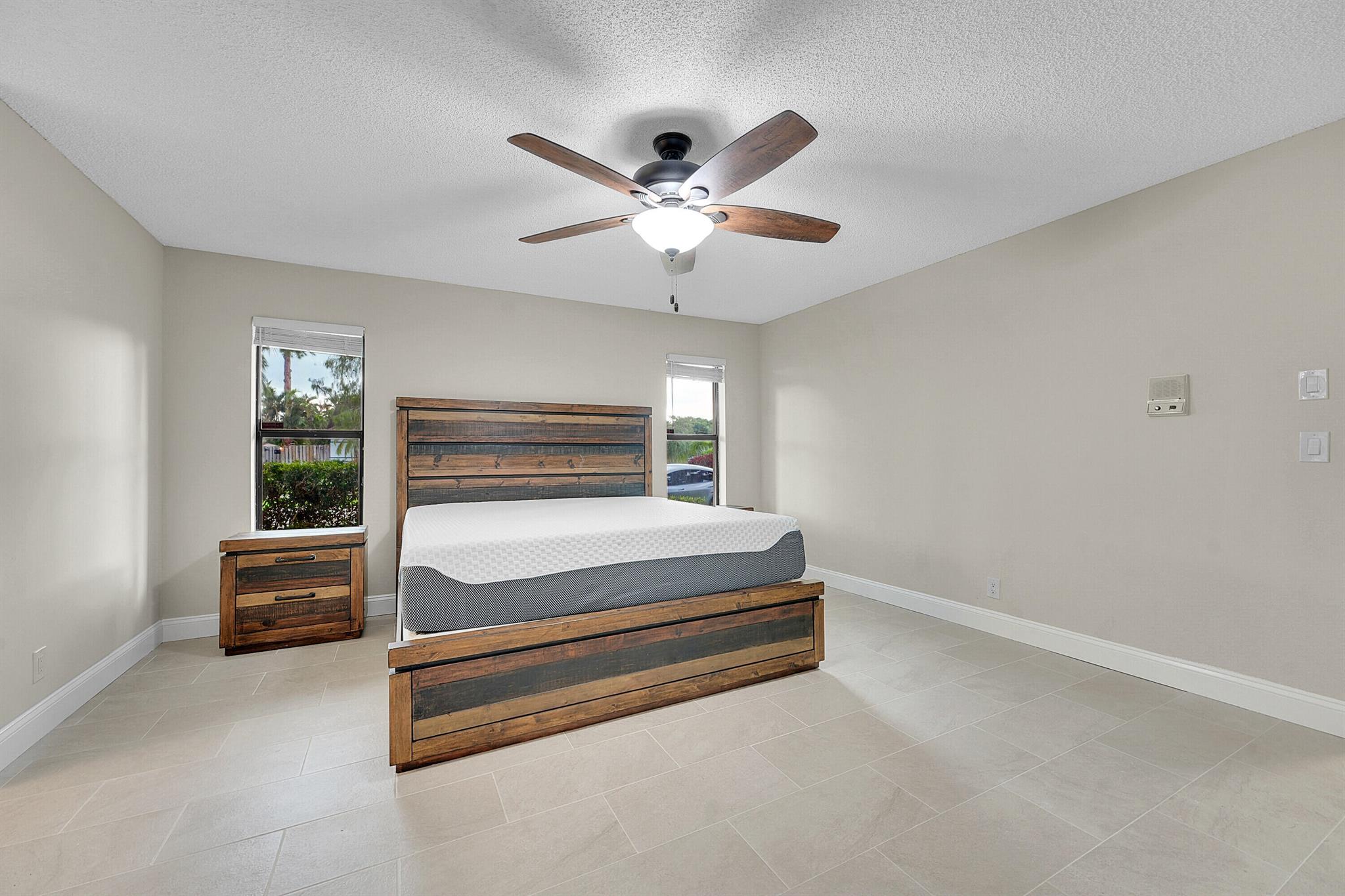 SUGAR POND MANOR OF WELLI - Residential Lease