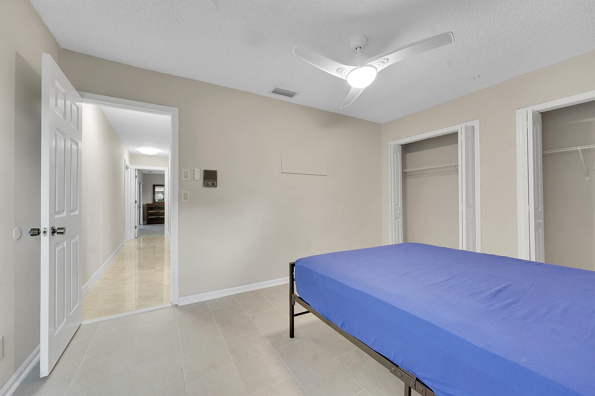SUGAR POND MANOR OF WELLI - Residential Lease