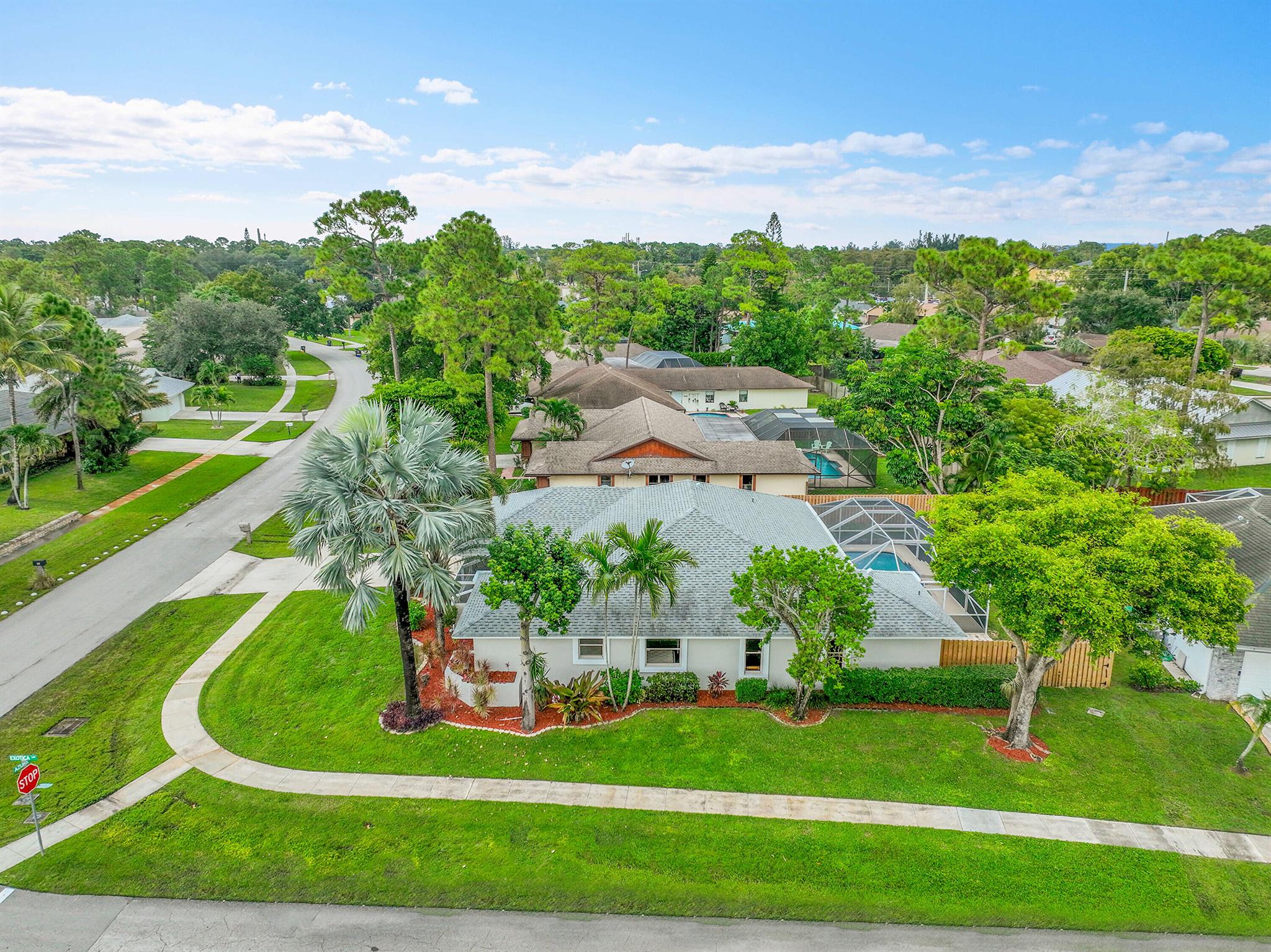 SUGAR POND MANOR OF WELLI - Residential Lease
