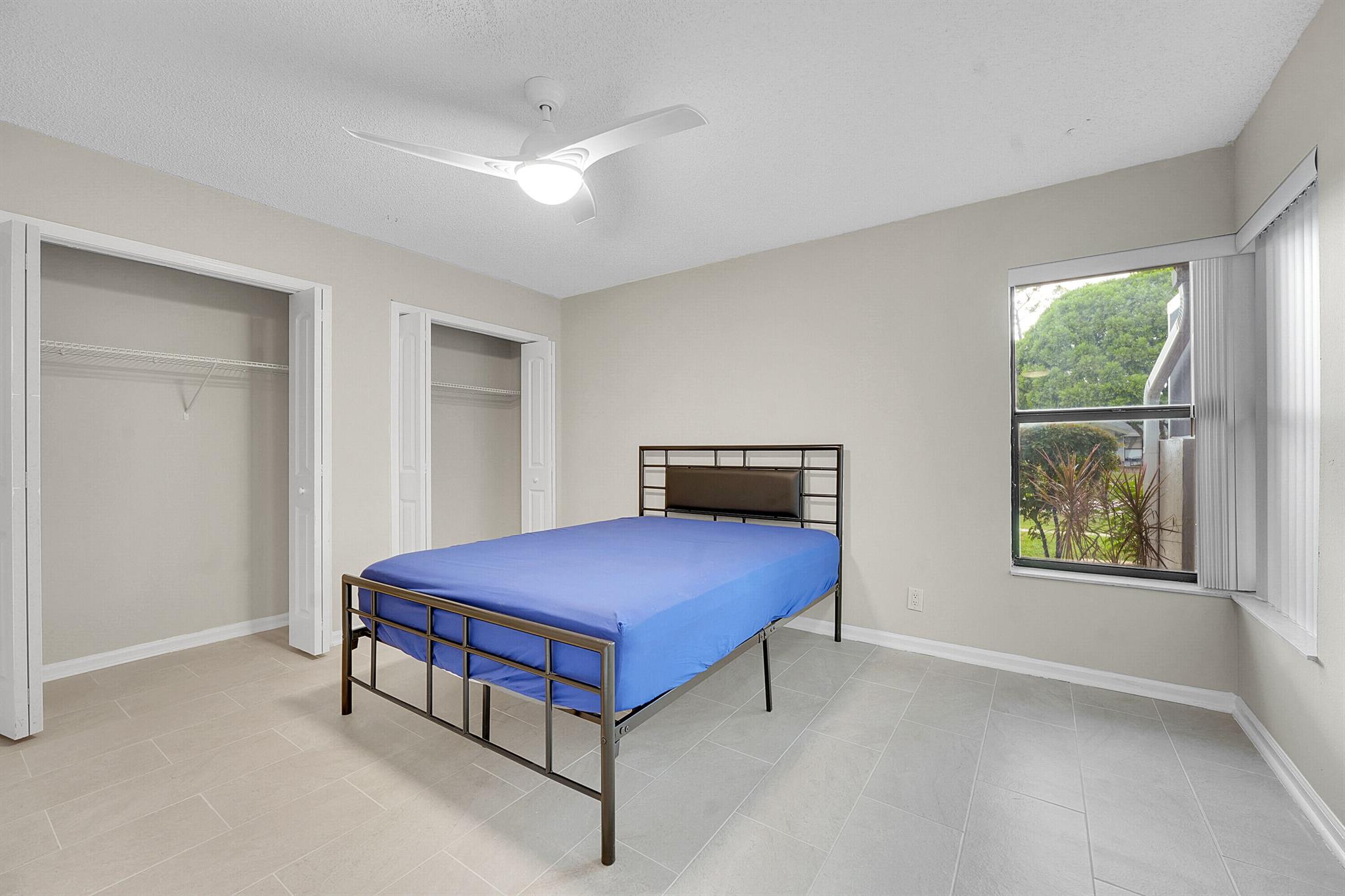 SUGAR POND MANOR OF WELLI - Residential Lease