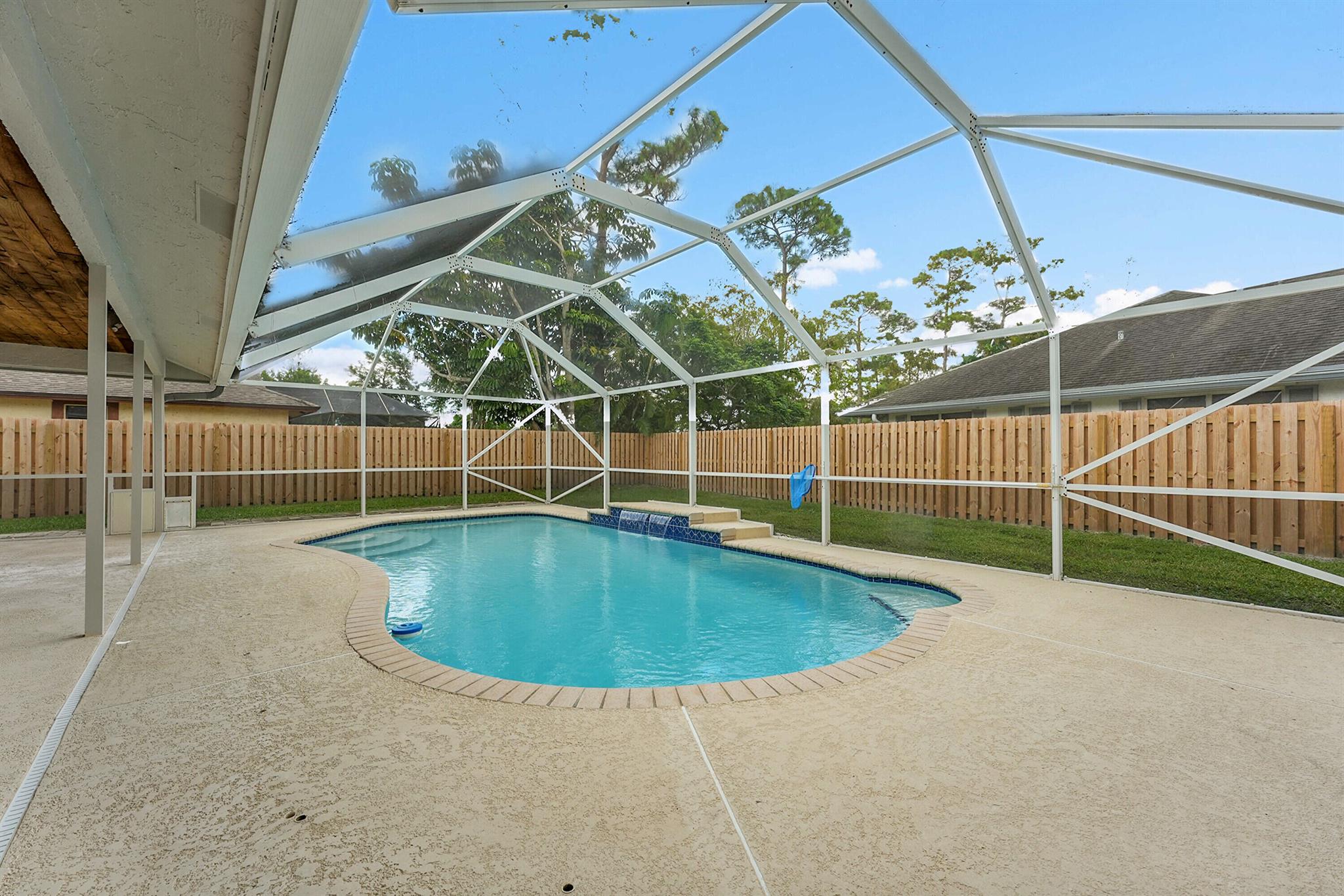 SUGAR POND MANOR OF WELLI - Residential Lease