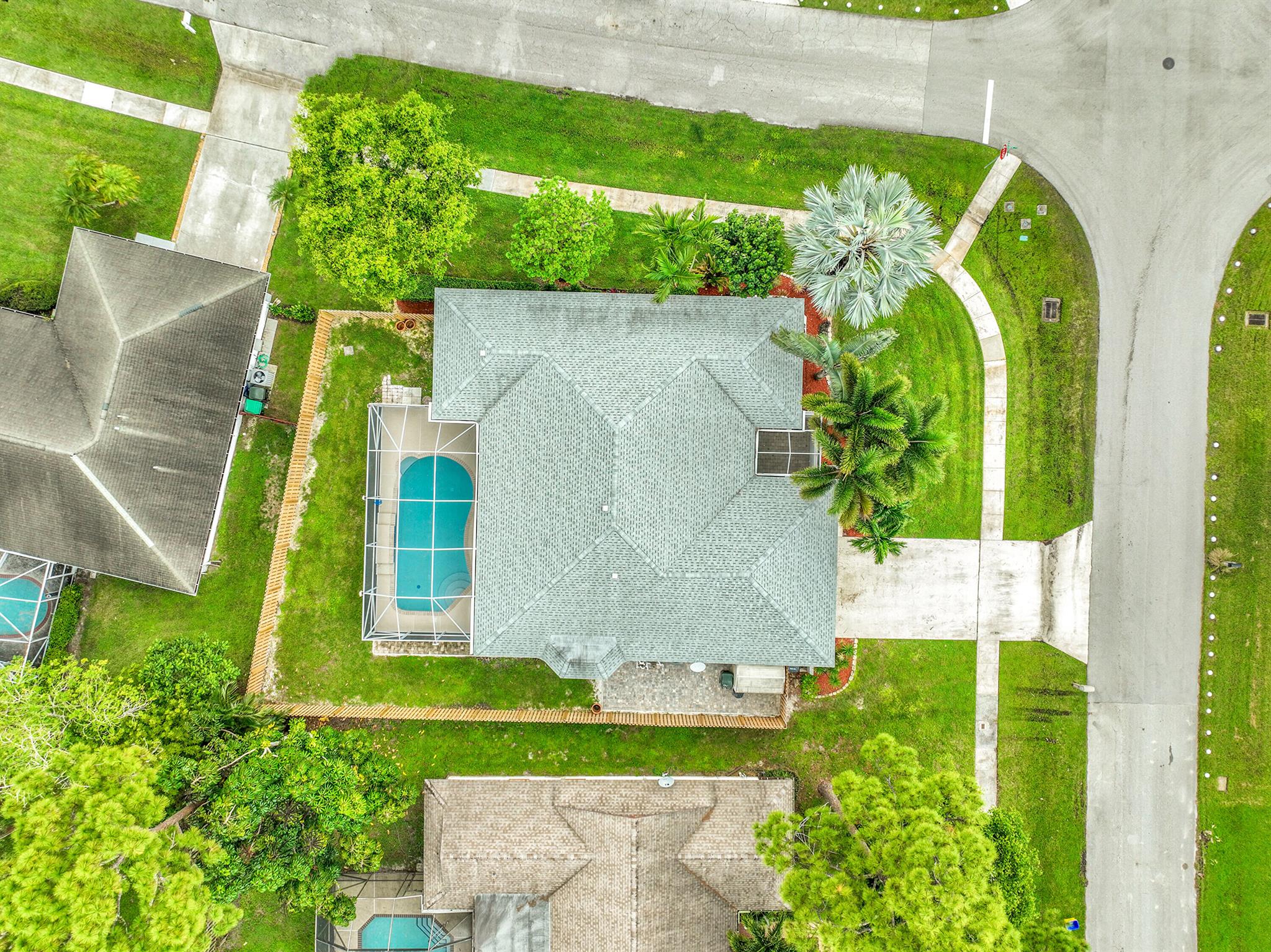 SUGAR POND MANOR OF WELLI - Residential Lease