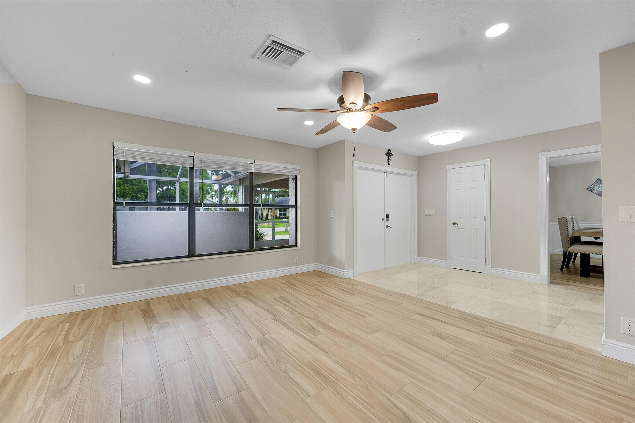 SUGAR POND MANOR OF WELLI - Residential Lease