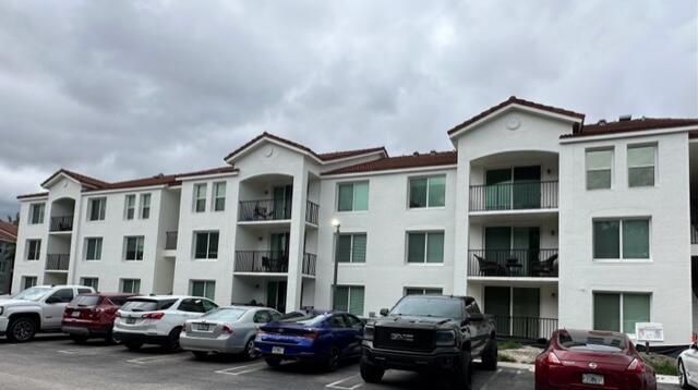 822 Villa Circle