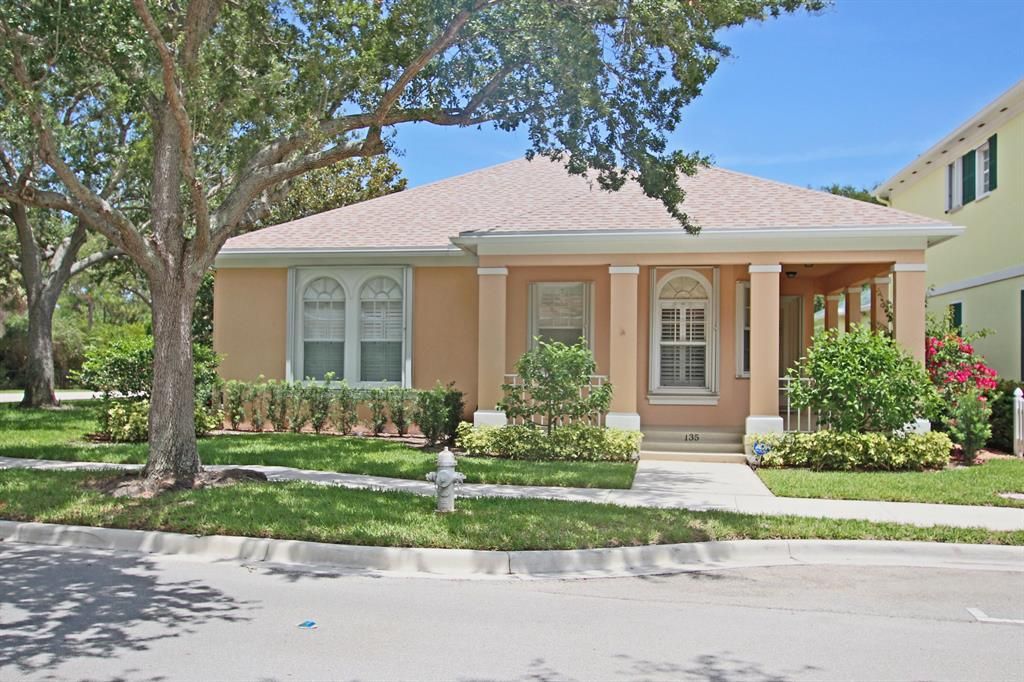 Photo of 135 Waterford Drive, Jupiter, FL 33458 (MLS # R10726520)