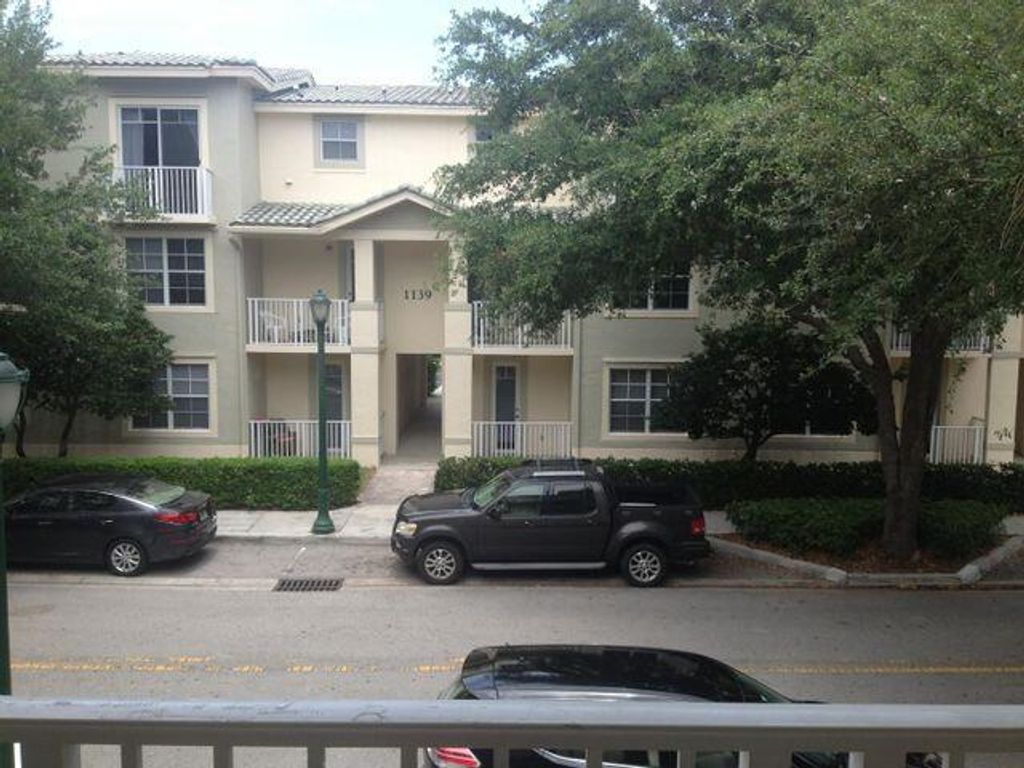 Photo of 1136 Town Center Drive #23, Jupiter, FL 33458 (MLS # R10705658)