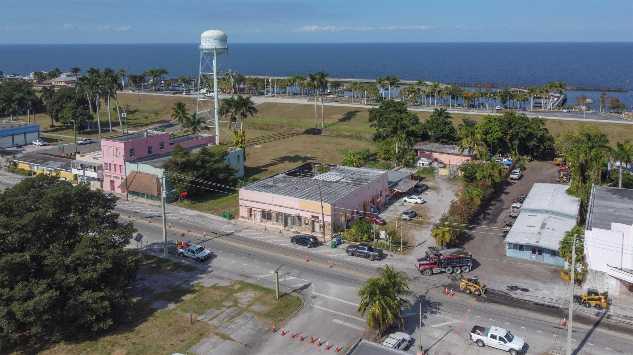 RIDGEWAY BEACH - Commercial Sale