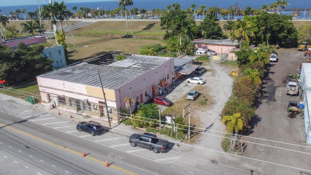 Photo of 185 E Main Street, Pahokee, FL 33476 (MLS # R11144768)