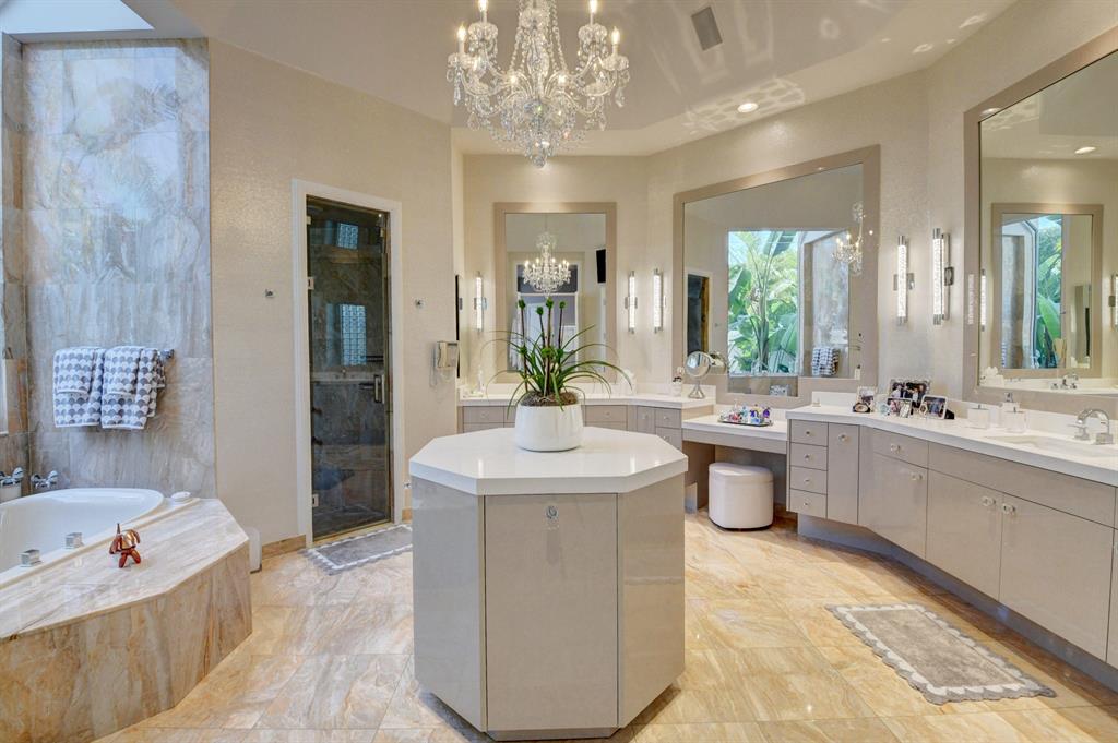 ST ANDREWS COUNTRY CLUB - Residential