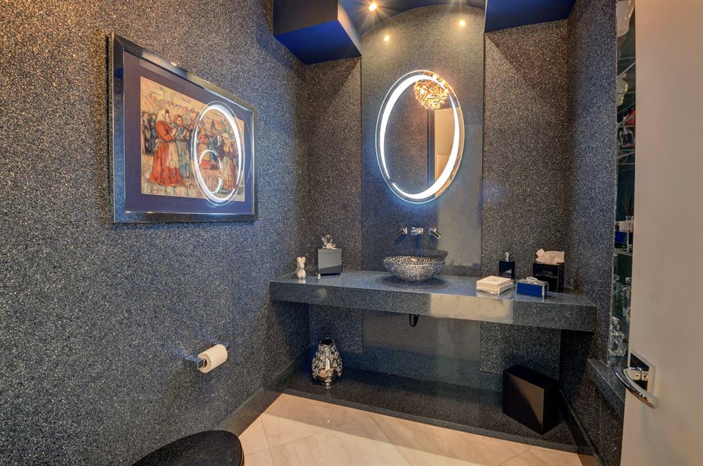 ST ANDREWS COUNTRY CLUB - Residential