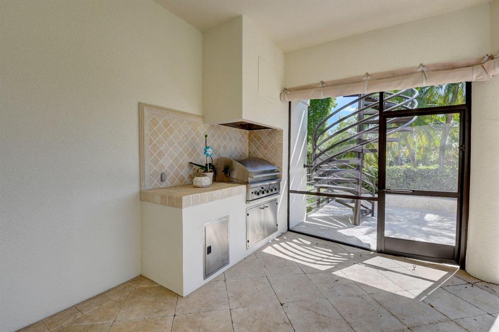 ST ANDREWS COUNTRY CLUB - Residential