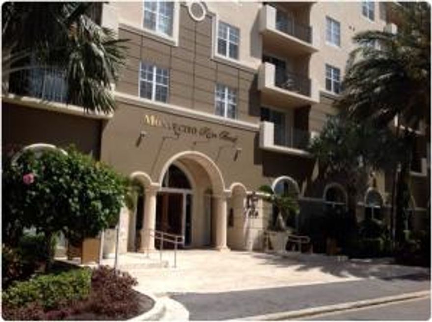 WALK TO CITYPLACE AND PERFORMANCE ARTS CENTER OR ENJOY ALL THE AMENITIES OF JACUZZI, GYM AND MORE. CERAMIC TILE AND BERBER CARPET THROUGHOUT. OPEN KITCHEN PERFECT FOR ENTERTAINING.