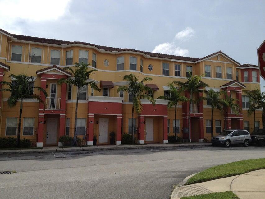 SHOMA TOWNHOMES AT ROYAL PALM BEACH CONDO - Residential