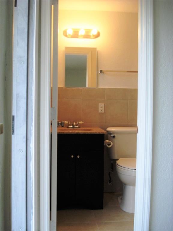 Riverside 3 7-17 B - Residential Lease