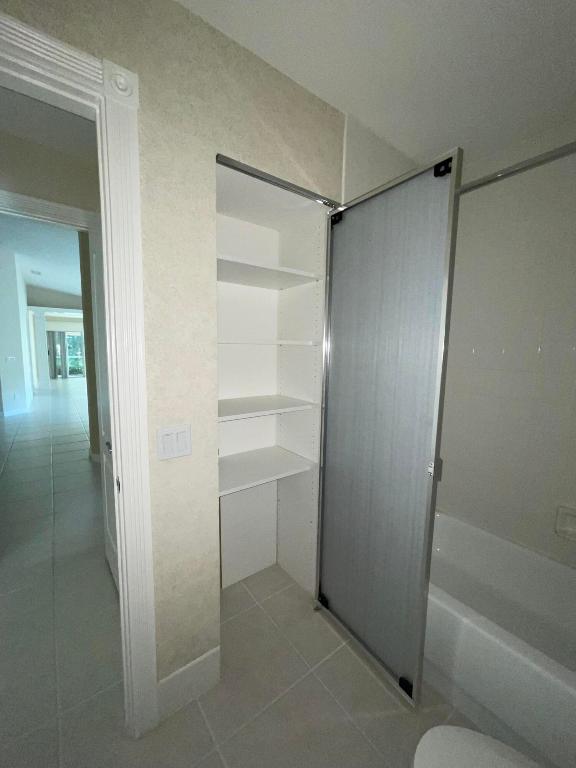 FLORIDA CLUB PUD PHASE IV - Residential Lease