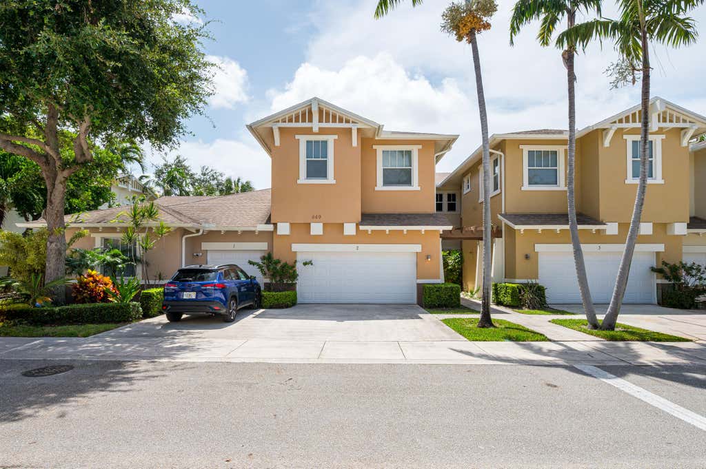 Photo of 669 Pacific Grove Drive #2, West Palm Beach, FL 33401 (MLS # B26058278)