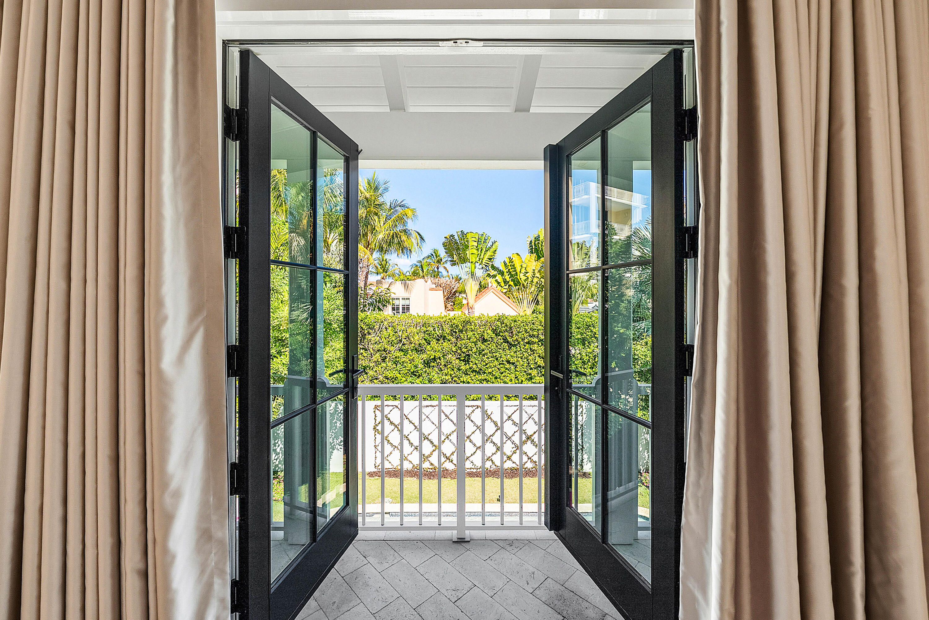 ROYAL PARK - Residential