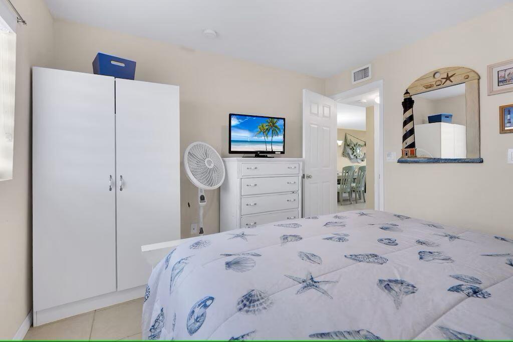 ATLANTIS CONDOMINIUM BUILDING A - Residential Lease