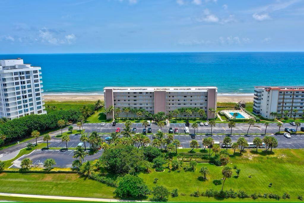 ATLANTIS CONDOMINIUM BUILDING A - Residential Lease