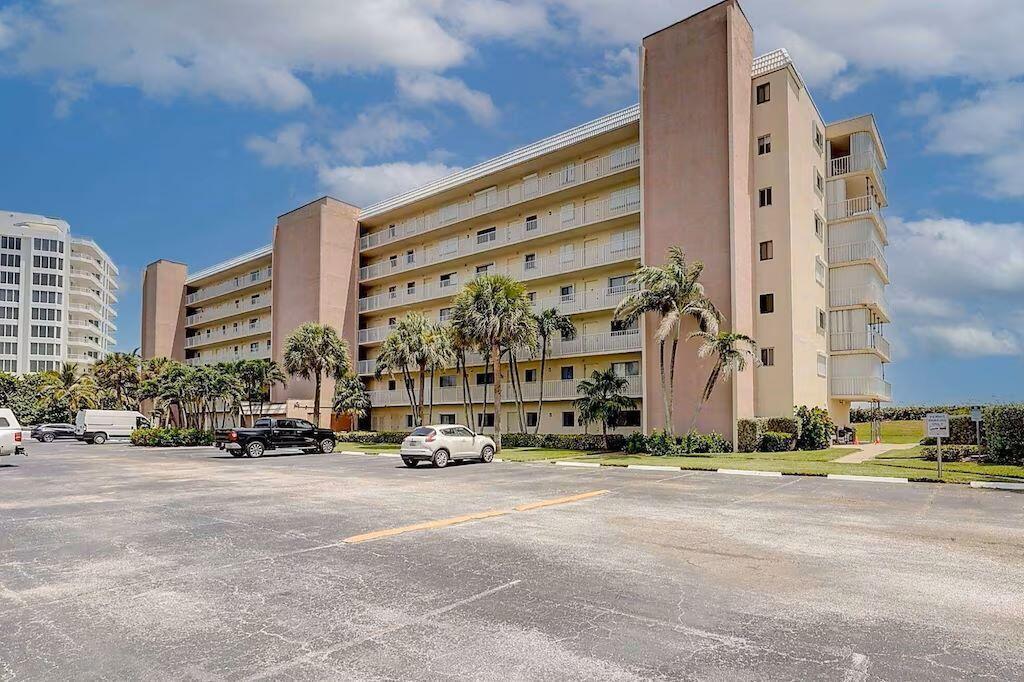 ATLANTIS CONDOMINIUM BUILDING A - Residential Lease
