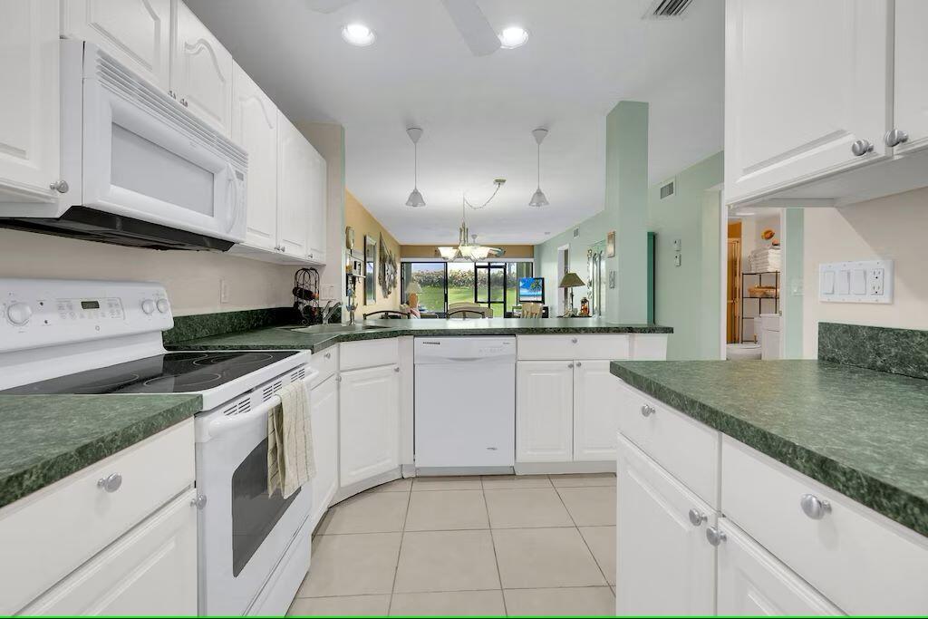 ATLANTIS CONDOMINIUM BUILDING A - Residential Lease