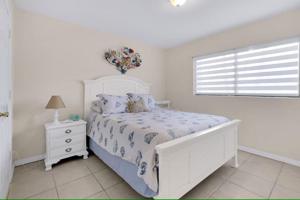 ATLANTIS CONDOMINIUM BUILDING A - Residential Lease