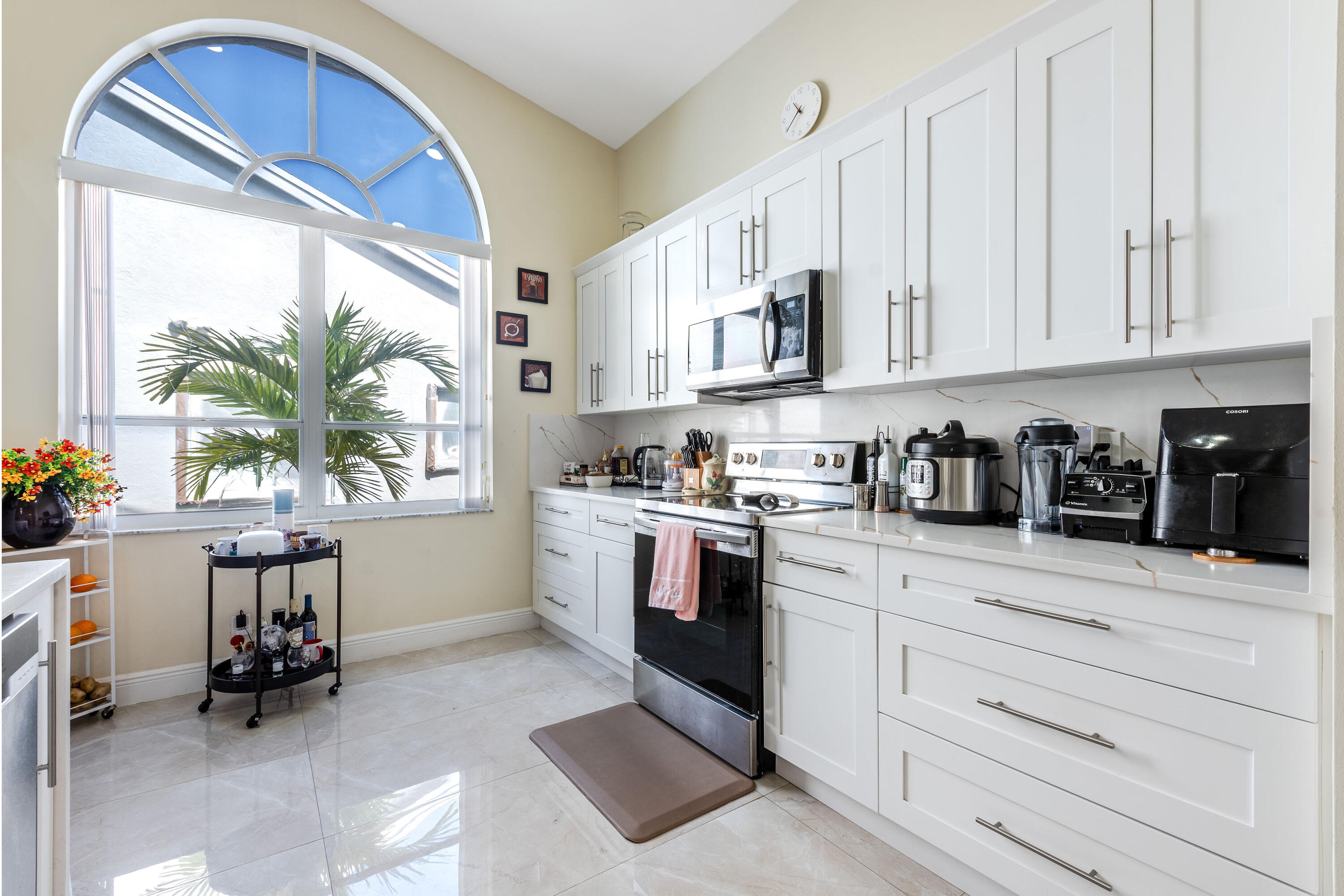 VILLAGES OF WOODLAKE 4 - Residential