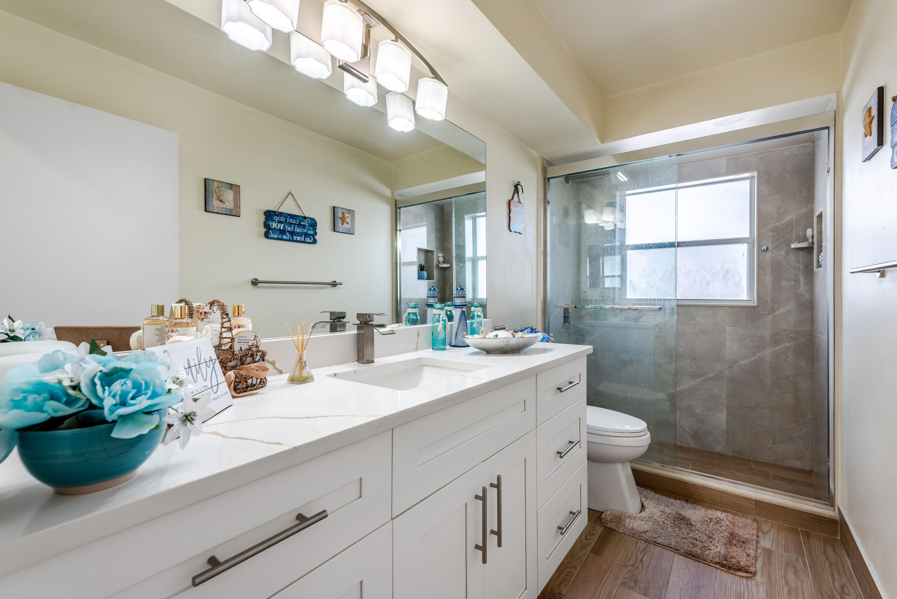 VILLAGES OF WOODLAKE 4 - Residential