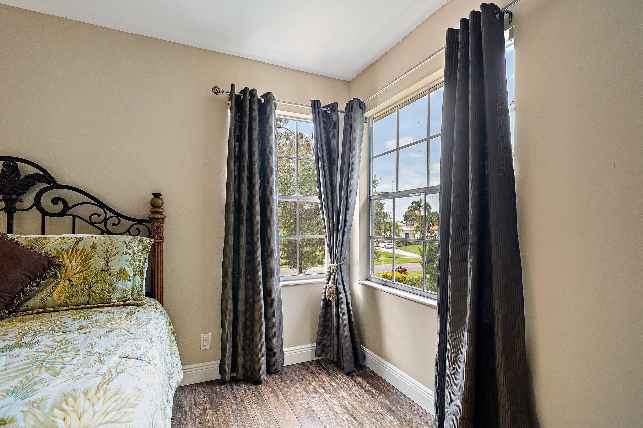 LEGEND LAKE ESTATES - Residential Lease