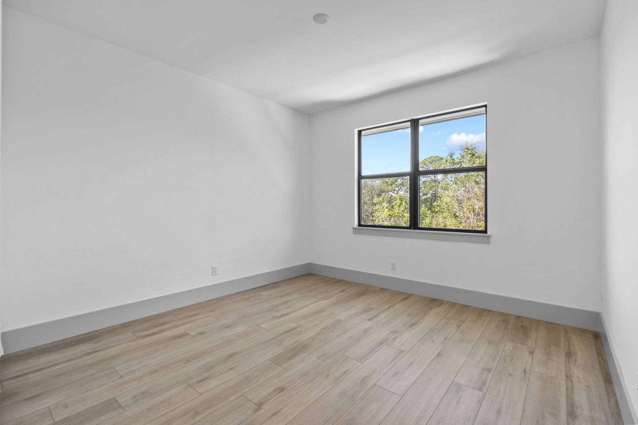 MEDALIST VILLAGE - Residential