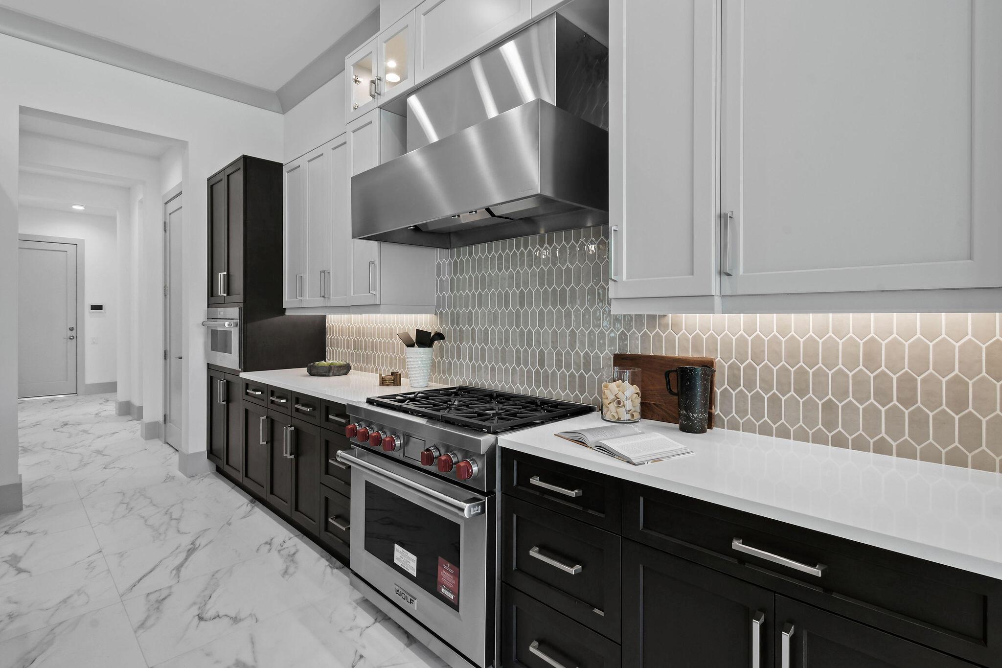 MEDALIST VILLAGE - Residential