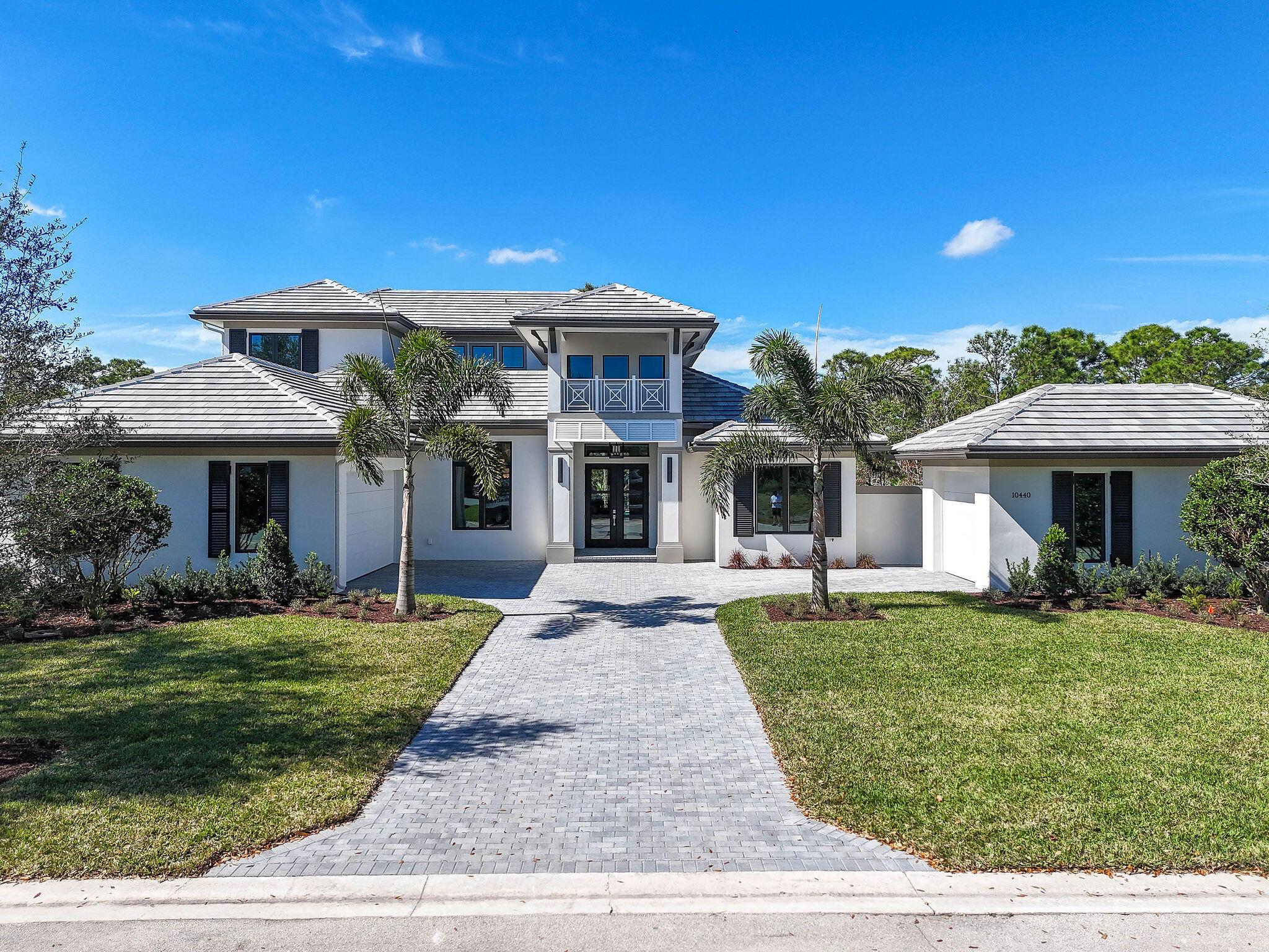 MEDALIST VILLAGE - Residential