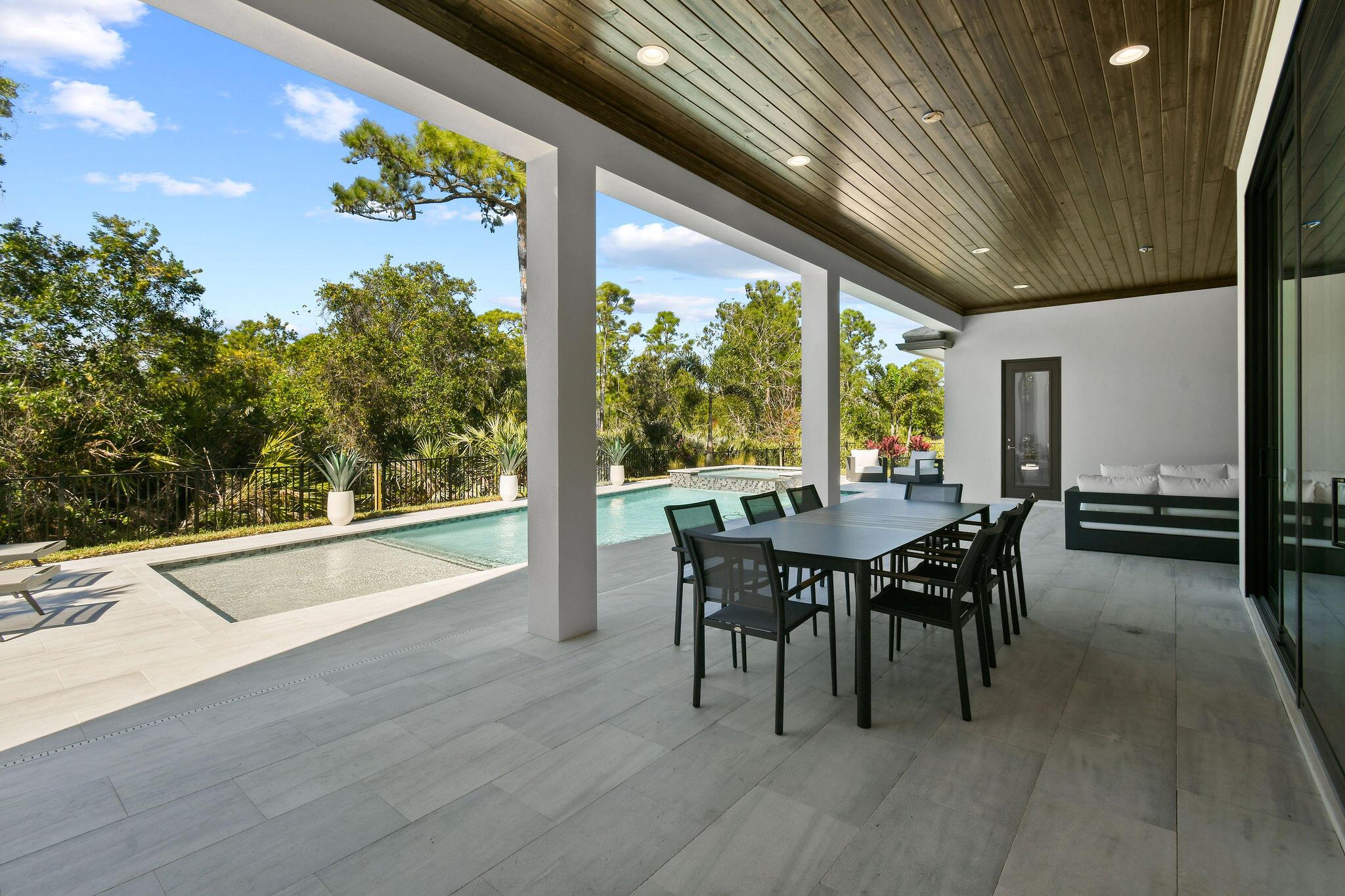 MEDALIST VILLAGE - Residential